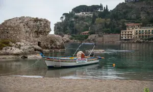 Taormina: Gdzie zjeść? Uniknij pułapek, odkryj smaki Sycylii!