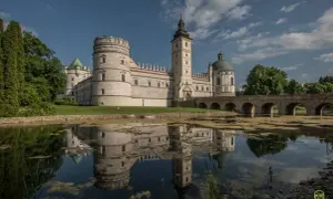 Atrakcje blisko Rzeszowa: Odkryj Podkarpacie! Zamki, nauka, natura