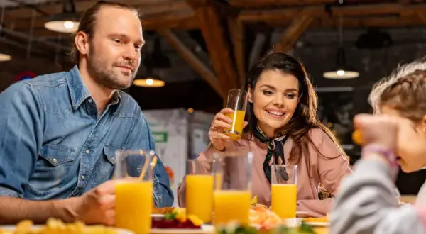 Restauracje Wieliczka: Gdzie zjeść? Od kopalni po podziemia!