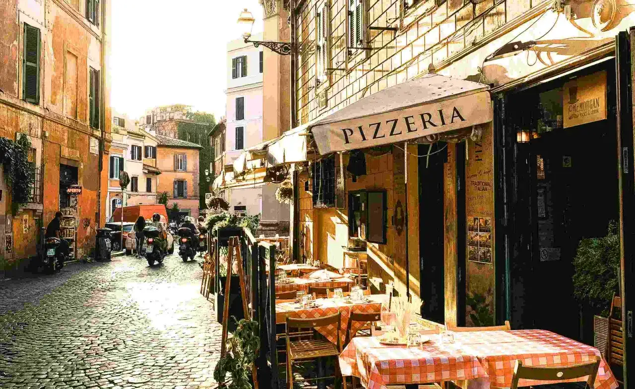 Uliczki Trastevere, restauracje Trastevere nocą